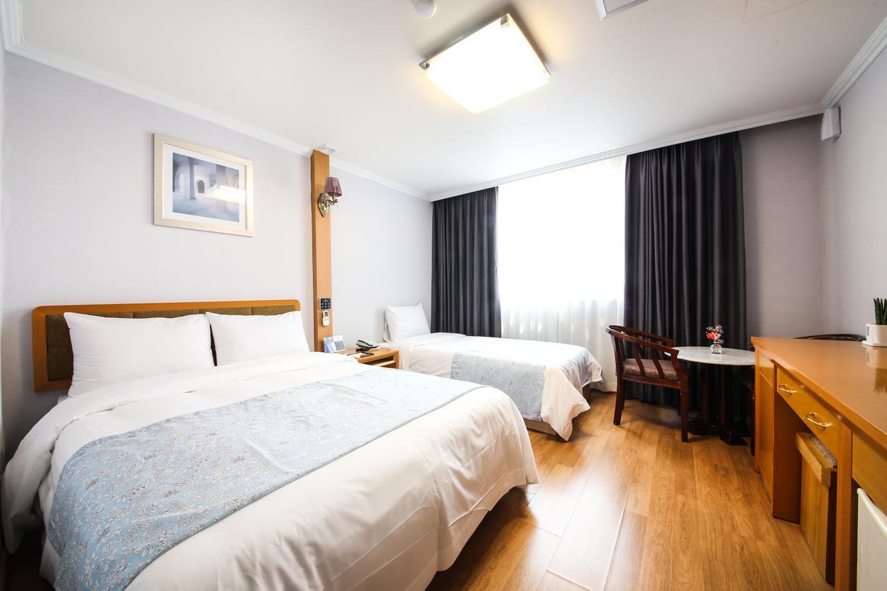 Gwangalli Utopia Tourist Hotel Busan Esterno foto