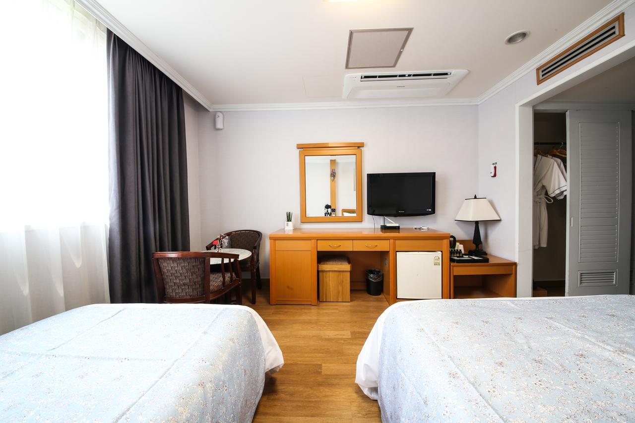Gwangalli Utopia Tourist Hotel Busan Esterno foto