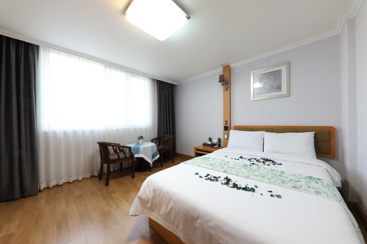 Gwangalli Utopia Tourist Hotel Busan Esterno foto