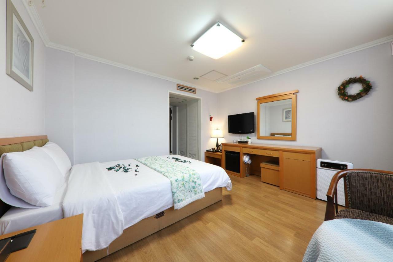 Gwangalli Utopia Tourist Hotel Busan Esterno foto